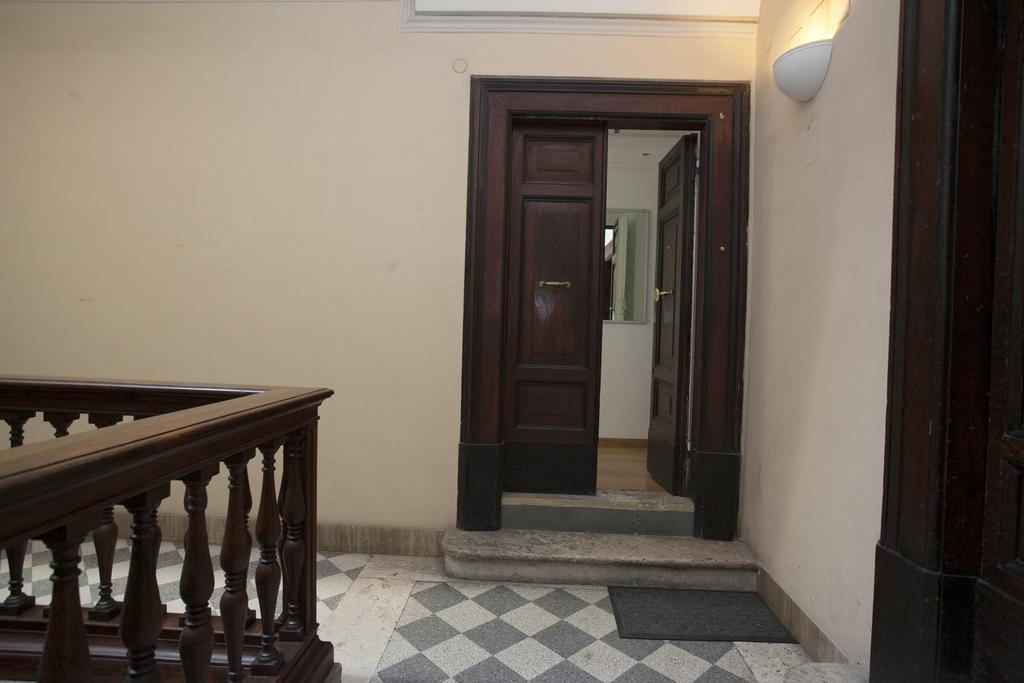 Ferienwohnung House Paganica Rom Zimmer foto